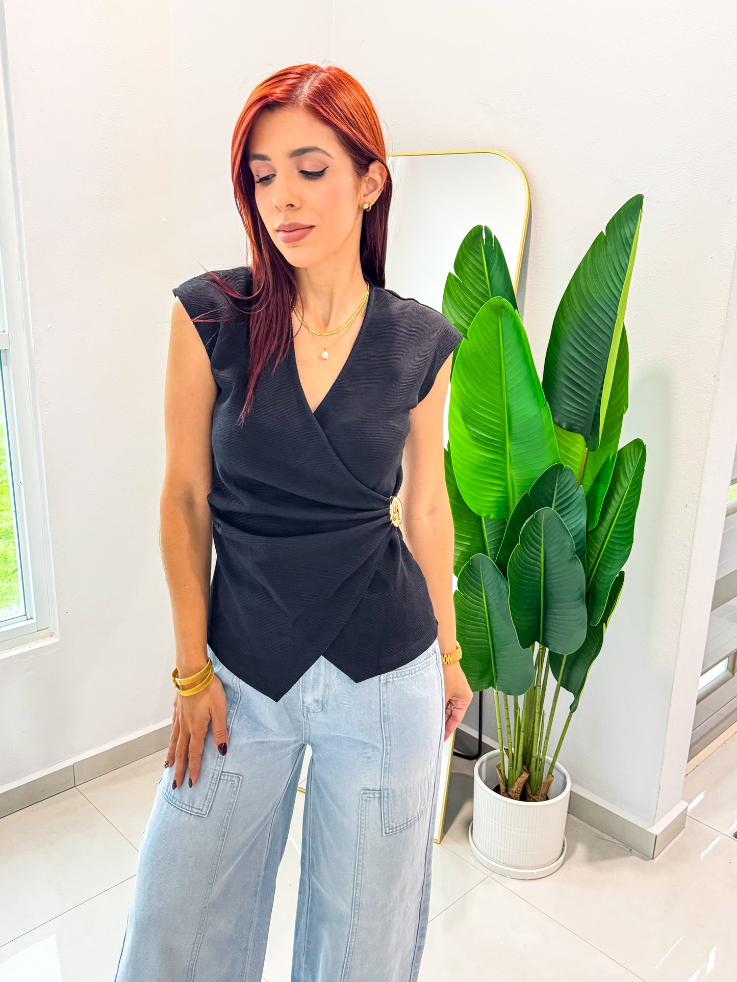 “Karelis” Black Gold Detail Top