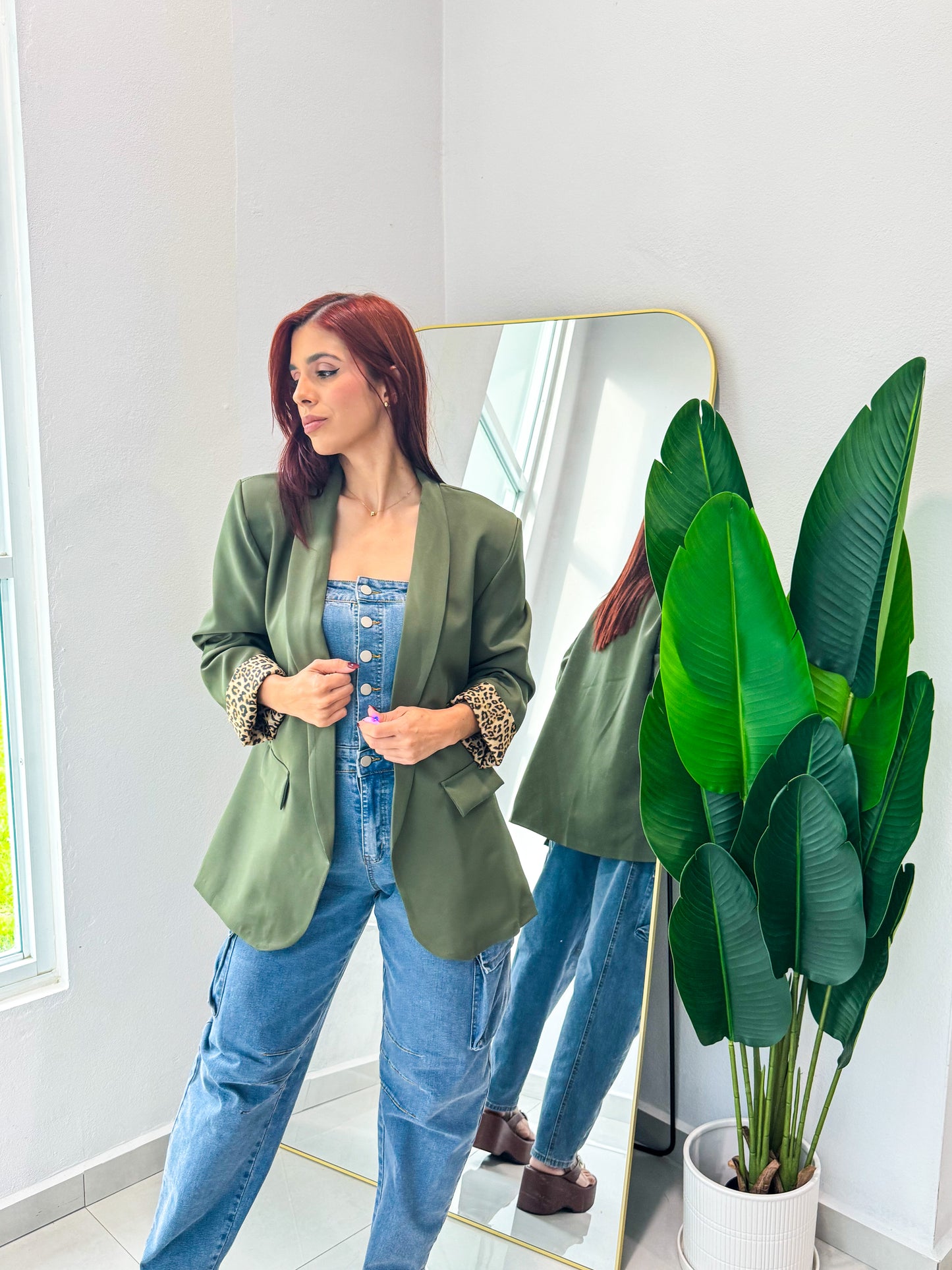 “Keila” Olive Blazer (línea Italiana)