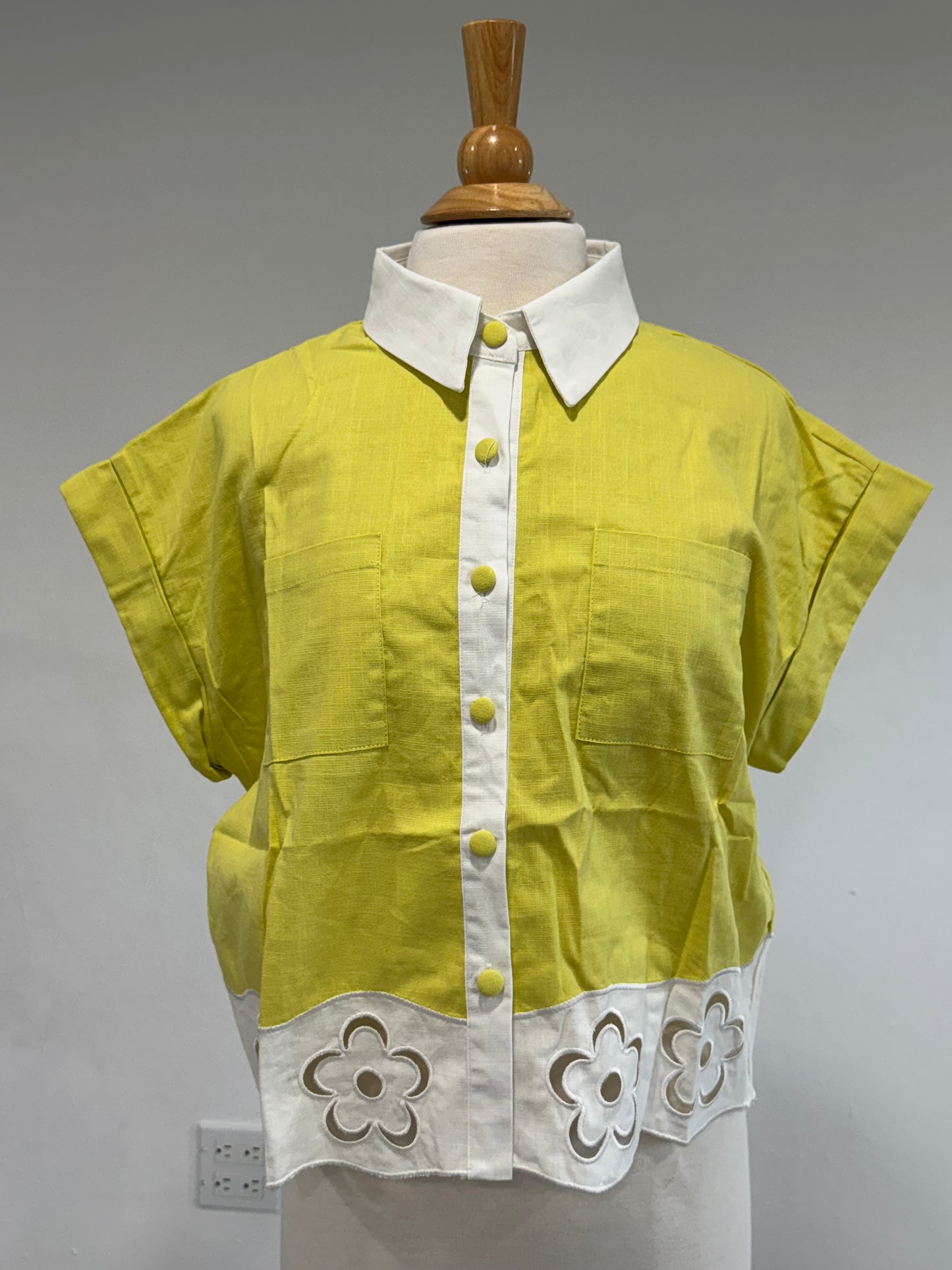 Yellow/White Lace Top