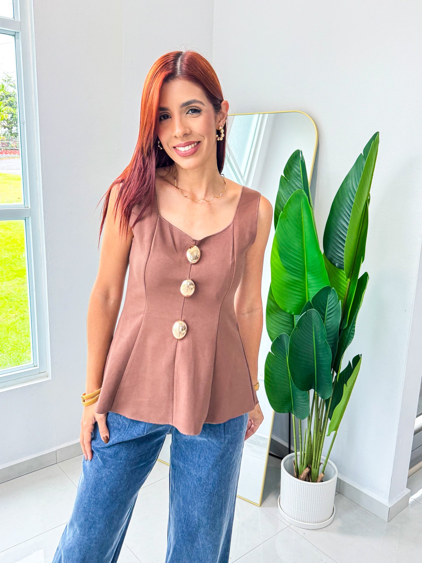 “Estela” Brown Top