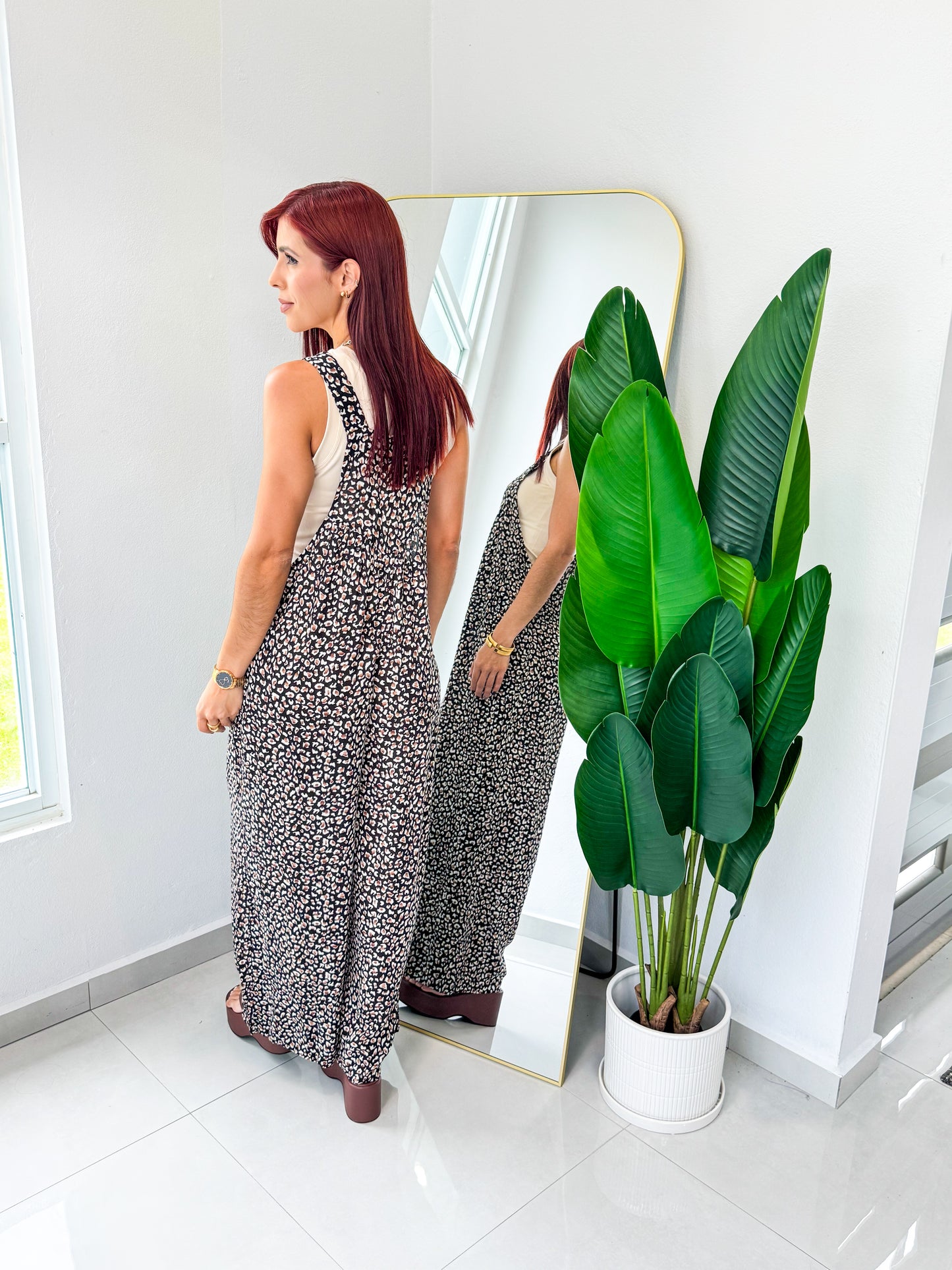 “Frances” Animal Print Jumpsuit (último L)