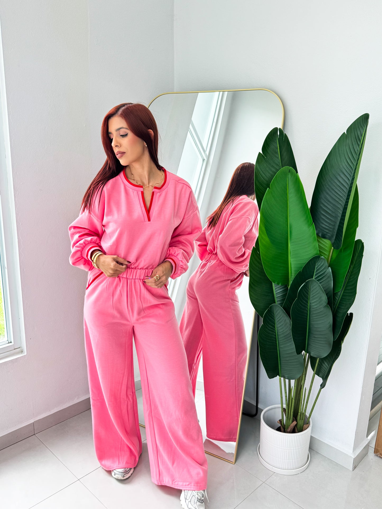 “Claudia” Pink Bubble Gum Travel Set