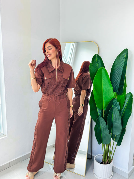 “Lisandra” Brown Set