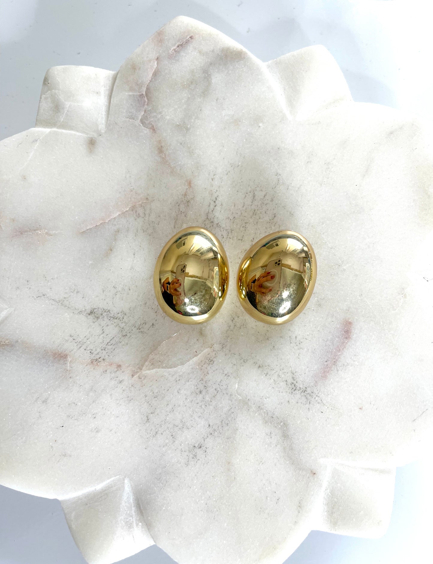 Oval Gold Earrings