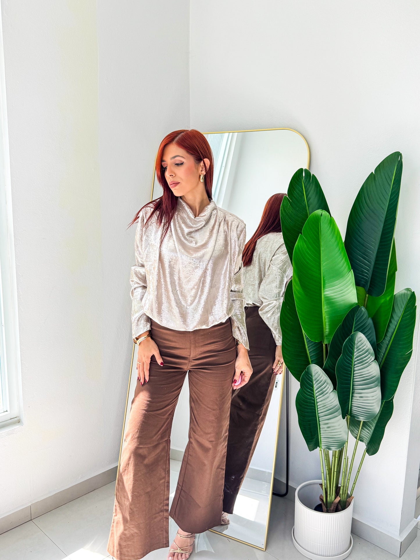 “Sofía” Foil Cream/Gold Top (holiday)