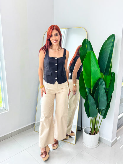 “Gabriela” Black Vest Top