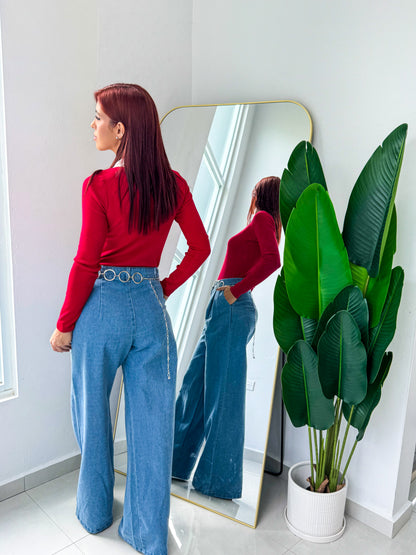 “Eneida” Red Collared Long Sleeve Top