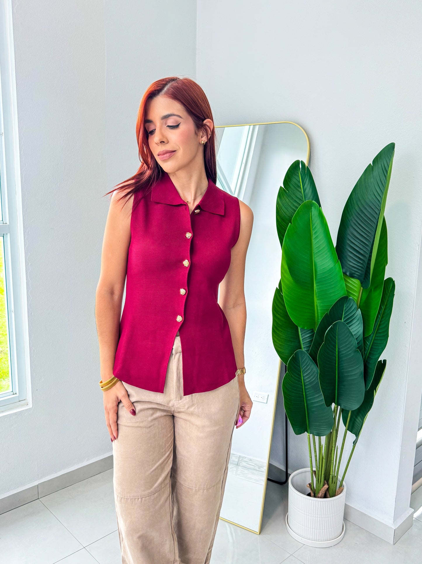 “Ariana” Wine Top