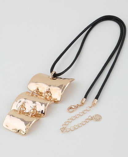 Triple Hammered Necklace
